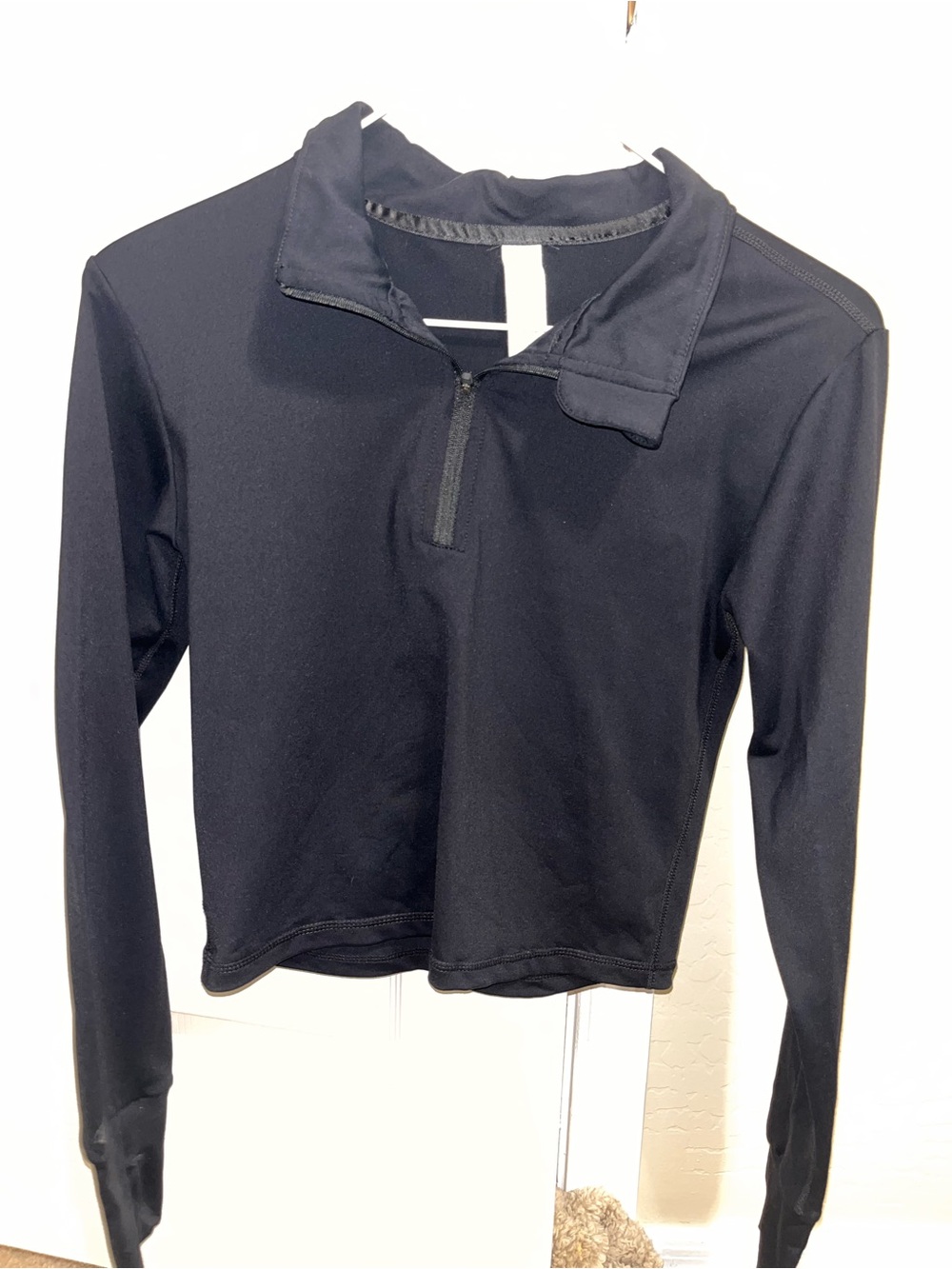 Black Long-Sleeve Quarter-Zip Cropped Women's Top